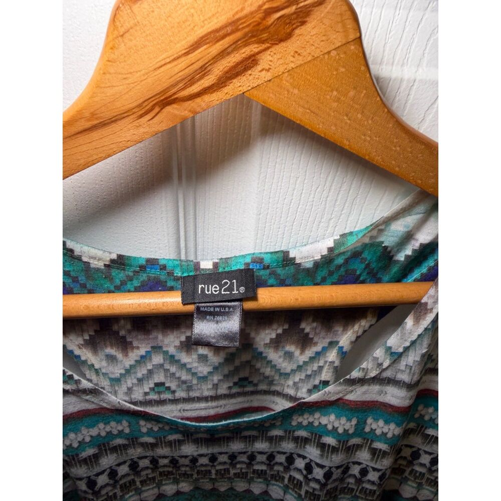Rue21 Women's XL Tribal Print Sleeveless Swing Tank Top Boho Geometric - Picture 2 of 5